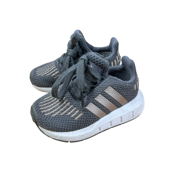 Adidas | Sneakers | 4 Infant