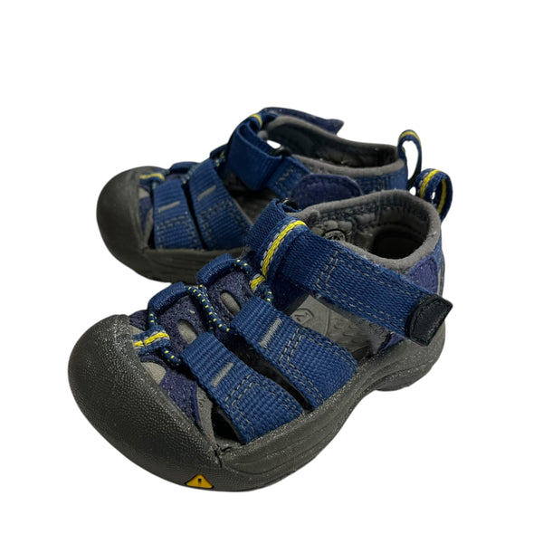 Keen | Hiking Sandals | 4 Infant