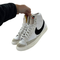 Nike | Blazer Sneakers | Women's 7