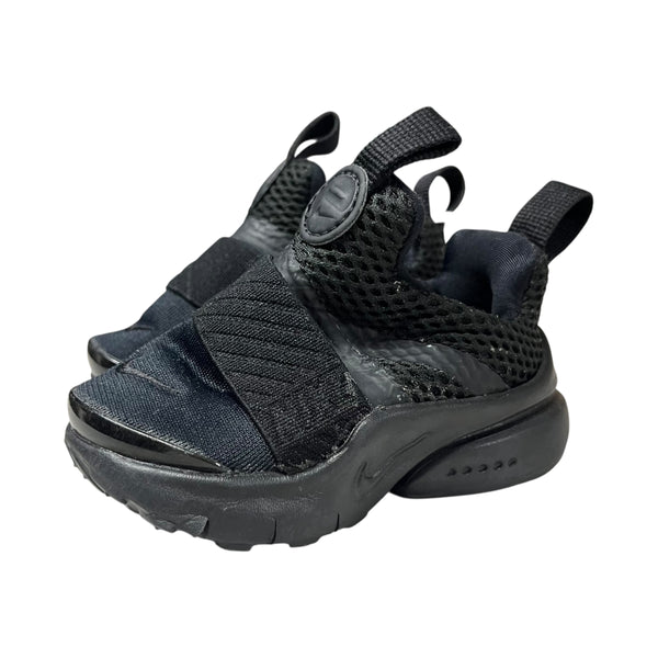 Nike | Black Sneakers | 4 Infant