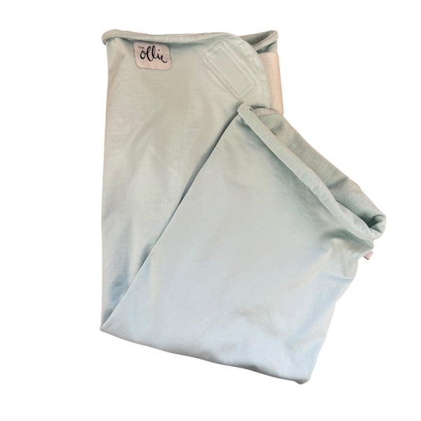 Ollie | Light Blue Swaddle