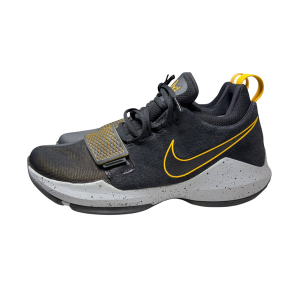 Nike | Black/ Gold Sneakers | 10.5 Mens | New