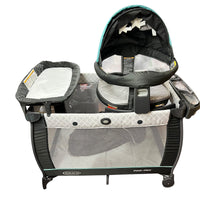 Graco | Deluxe Pack and Play with bassinet and changing pad and infant insert