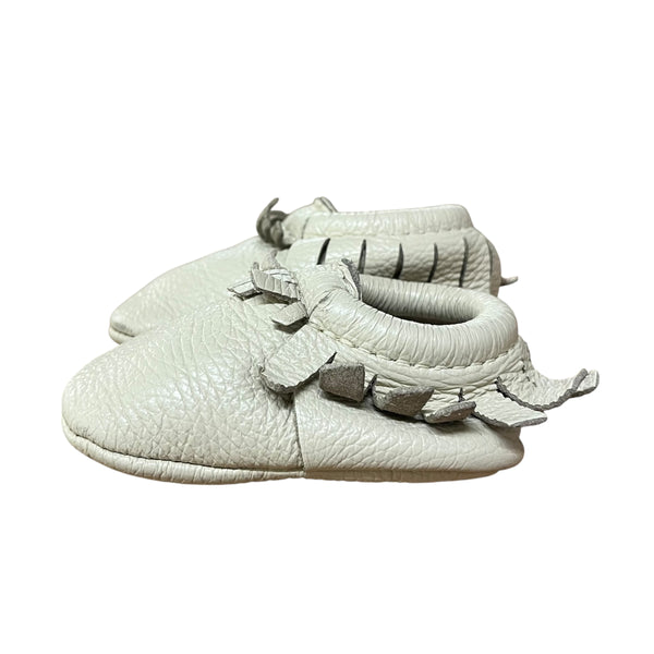 Freshly Picked | Ivory Moccasins | 3 Infant