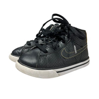 Nike | Black & Gold Sneakers | 8 Child