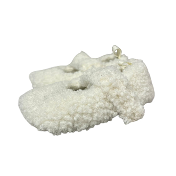 Gap | Fuzzy Crib Shoes | 0-3m