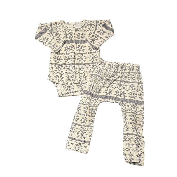 Kate Quinn | Snowflake Matching Set | 18-24m