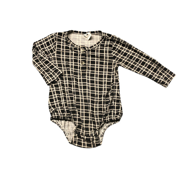 Kate Quinn | Long Sleeve Plaid Onesie | 12-18m